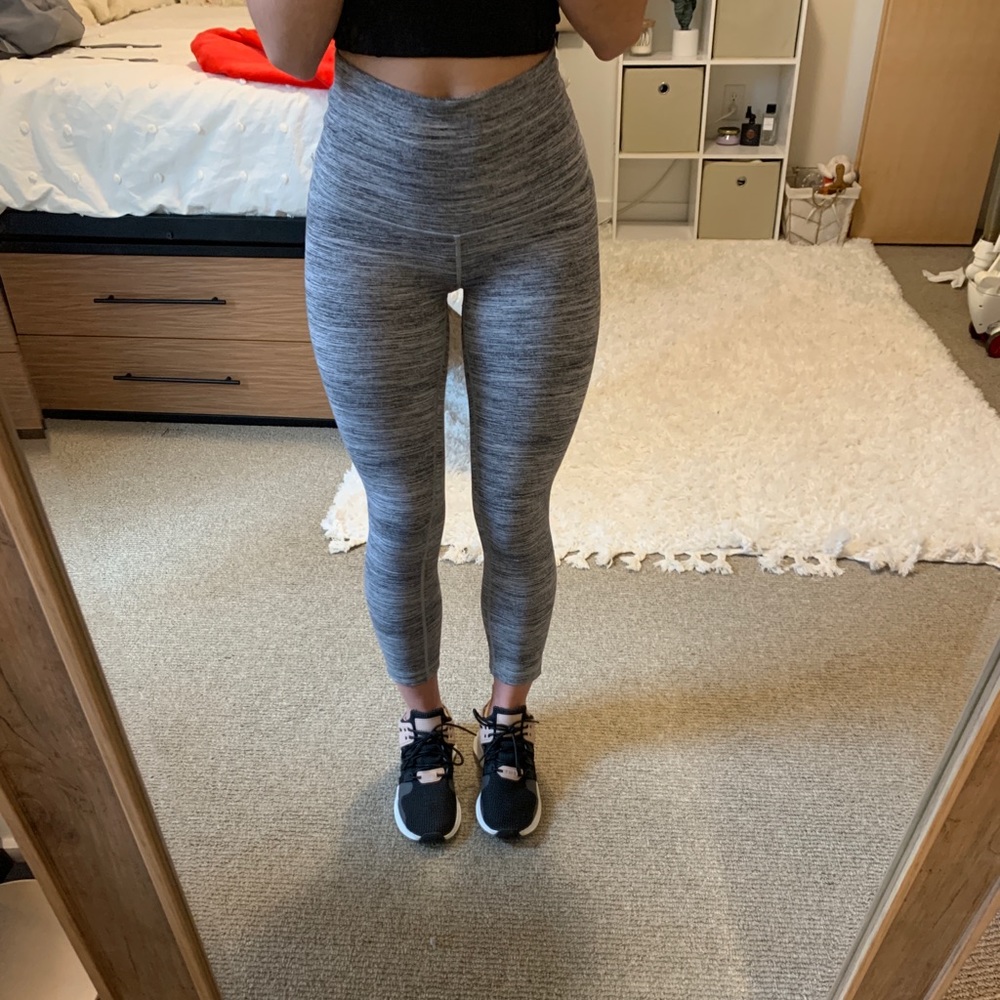 Lululemon leggings size 4